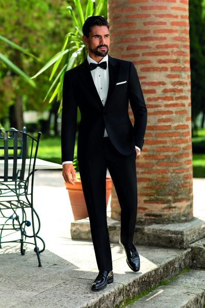 costum ceremonie negru