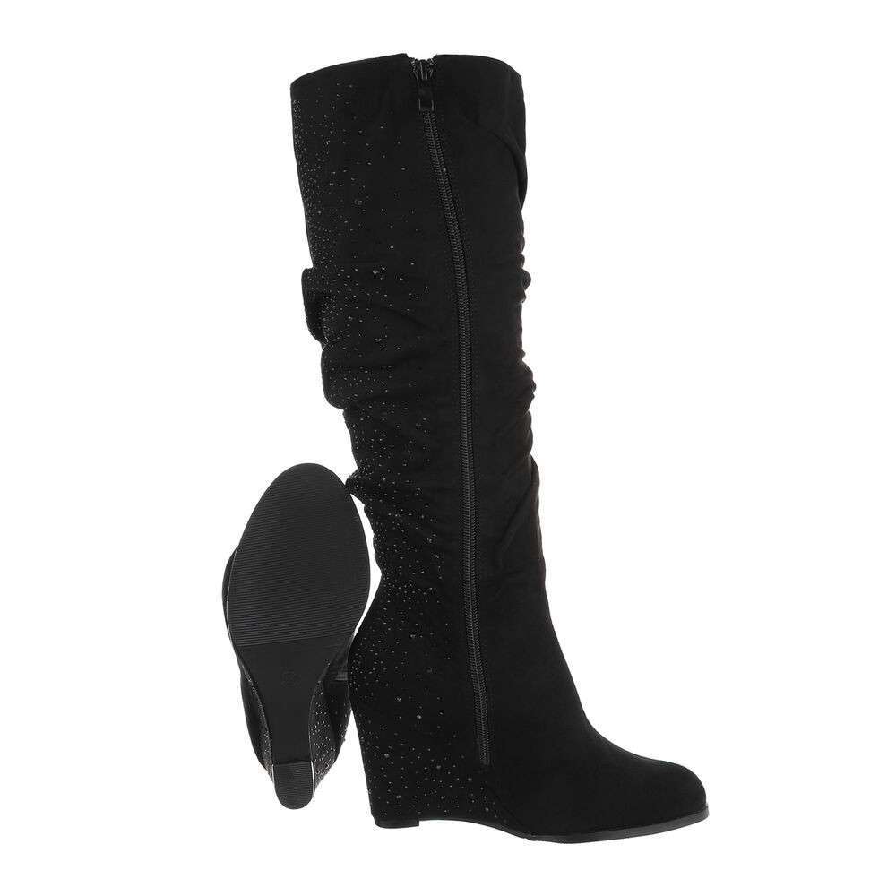 a683-1-blackset_2