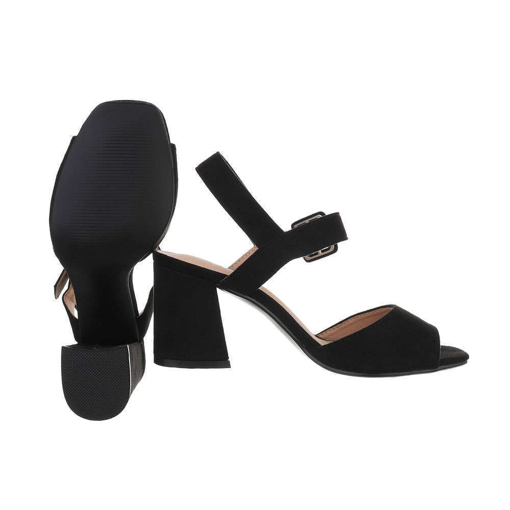 q759-blackset_2