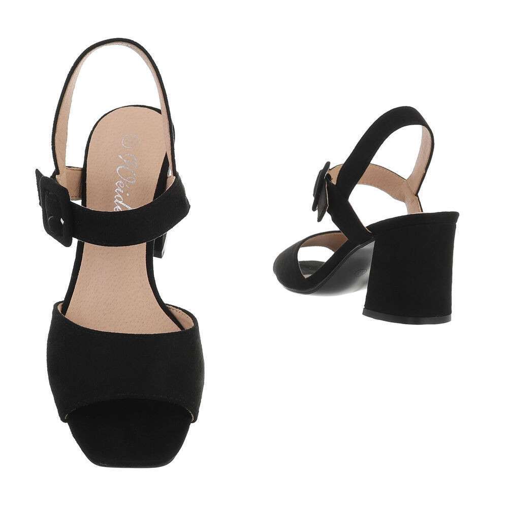 q759-blackset_3